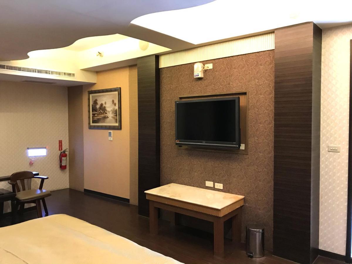 楓采汽車旅館 Fengyuan Exterior foto